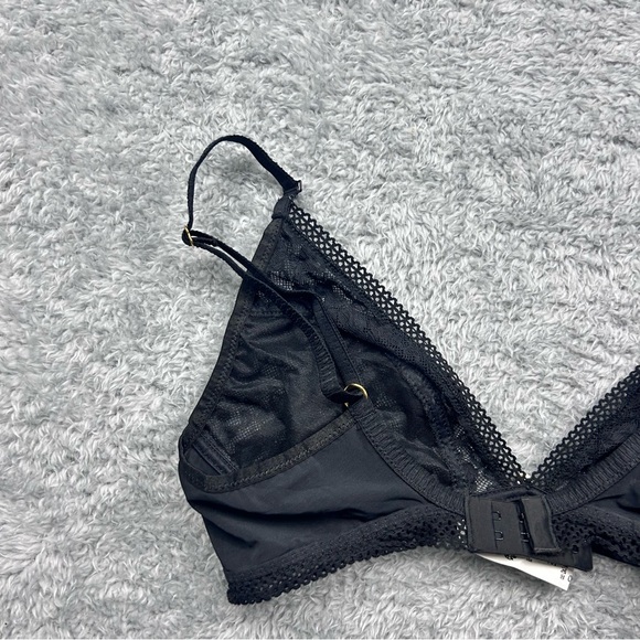 Chantelle SPIRIT 11A8 Black Lace Wirefree Bra with J-Hook Back Sz  M - Picture 8 of 16